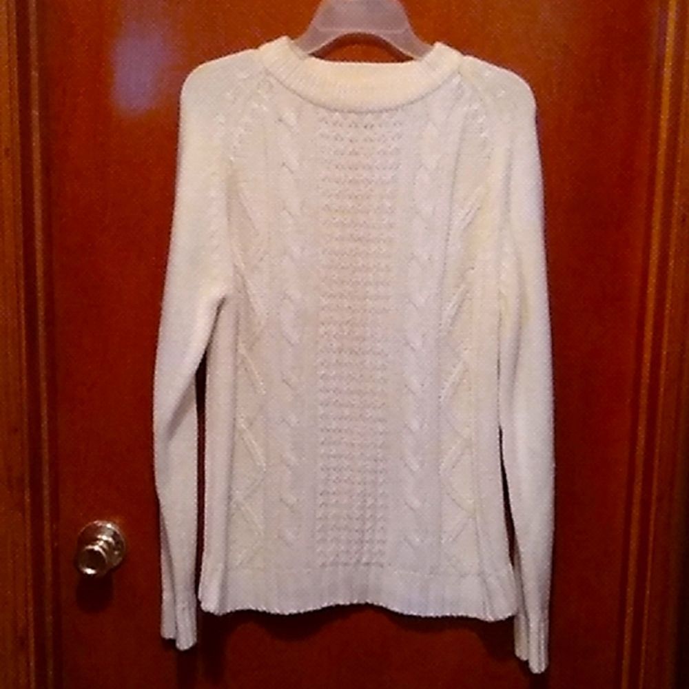Snowdridft 100% acrylic cream LS cardigan custom measurements below